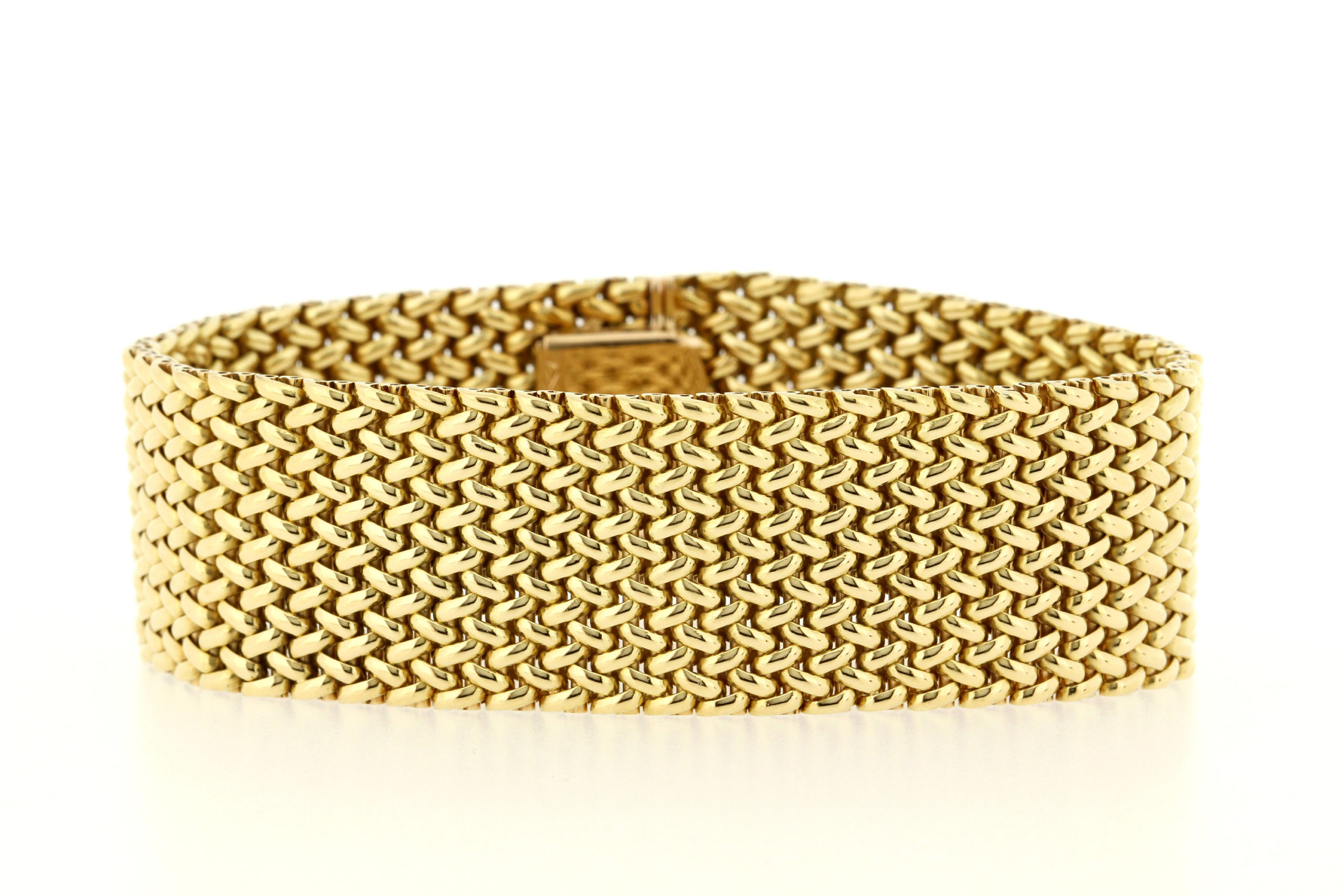 CDL FINESHINE Round Sleek Elegant 14KT Solid Gold Natural Diamond Bracelet  For Women, Weight: 8.25 Gm at Rs 46391/piece in Surat