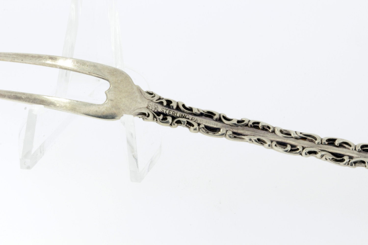 LOUIS XV by WHITING Sterling Silver CUCUMBER SERVER Pierced w/ Spikes no  Mono 6